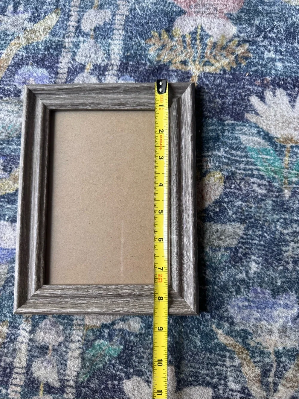 Home Accents Gray 5”x7” Wood-Textured Picture Frame